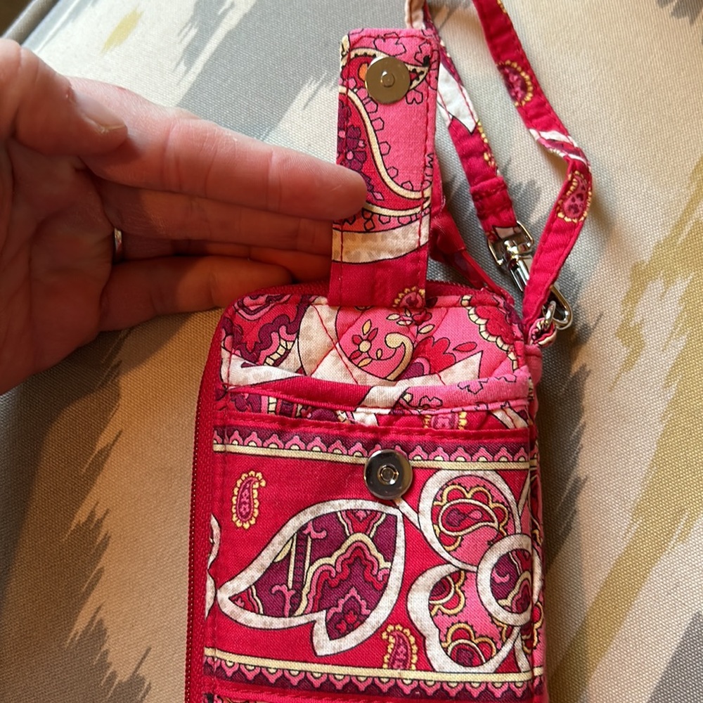 Vera Bradley Retired Rosy Posies Wrislet ❤️ - Picture 7 of 10